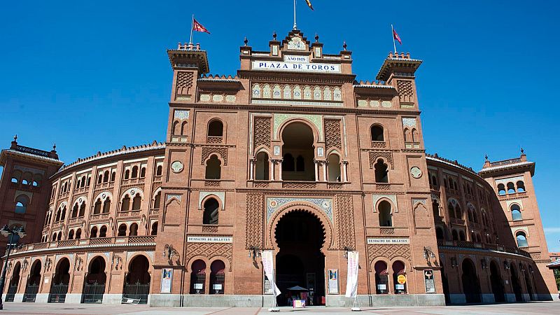 Entrevista a Rafael García Garrido, empresario de Las Ventas, y crónicas del regreso de las corridas de toros a Puertollano y de la Copa Chenel - Clarín | Escuchar