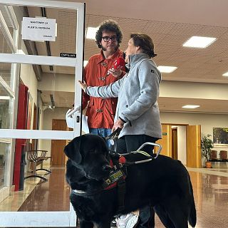 Perros guías, 'Yo no moriré de amor' y 'Así en la tierra como debajo de la tierra'
