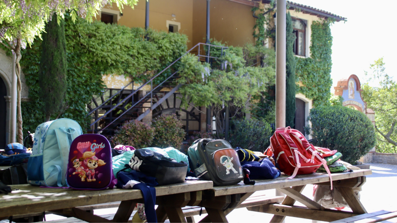 El Mat� de R�dio 4: Les cases de col�nies, en perill: "Cauen les reserves per les protestes dels docents i moltes hauran de tancar" - El mat� de R�dio 4 | Escoltar