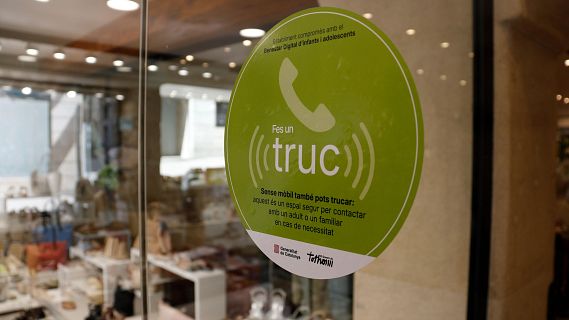 Els comer�os catalans s'impliquen per ajudar infants i joves amb la campanya 'Fes un truc'
