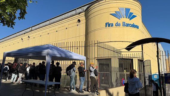 Fira de Barcelona obre un espai per agilitzar la regularitzaci� de persones migrades