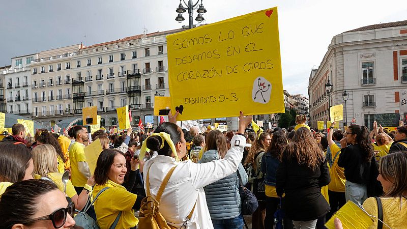 Fin de mes - Educación 0-3 años: el conflicto se extiende - Escuchar ahora