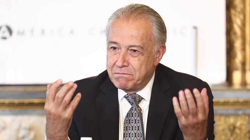 Óscar Naranjo, ex vicepresidente de Colombia: "La polarización política nos está llevando a la fragmentación social" - Escuchar ahora