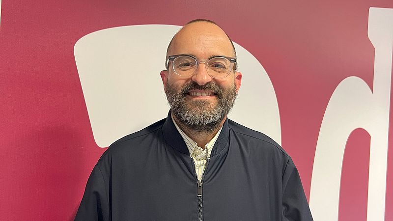 Wisteria Lane - Hablando con Fernando González Molina sobre "Mi querida señorita" - 09/05/26 - Escuchar ahora