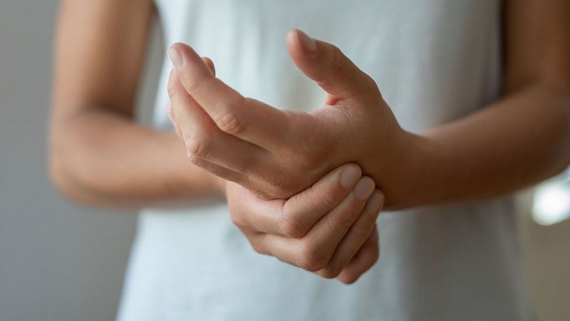 Lupus: una malaltia amb major incidència entre les dones | CLARA ONTAÑÓN