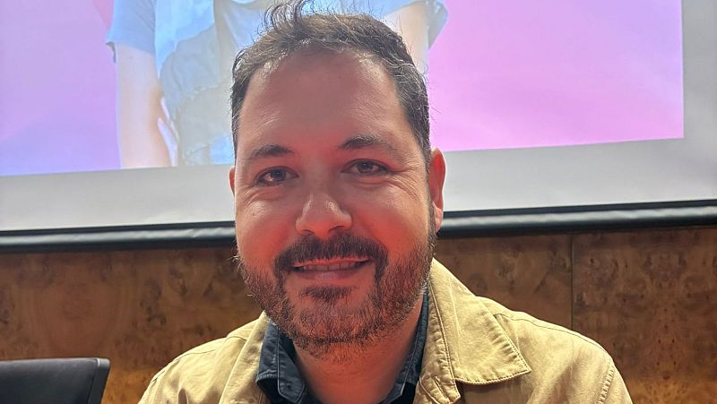 No es un día cualquiera - - Josué Íñiguez: Vivir en una isla es una forma distinta de estar en el mundo, que nos va a permitir responder mejor a esos problemas | Escuchar