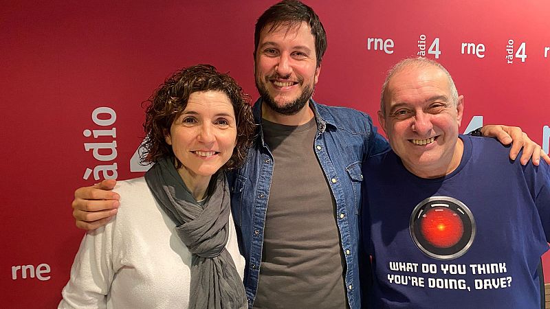 Se7 de Cultura: Tu, jo, vosaltres i les cançons" - Són 4 dies | Escuchar