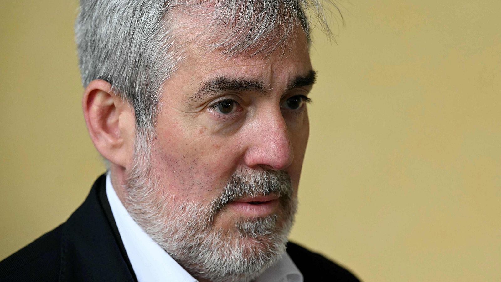 Fernando Clavijo: "La ministra decidió hacer público un mensaje y se ha intentado sacar lasca" - 24 horas | Escuchar