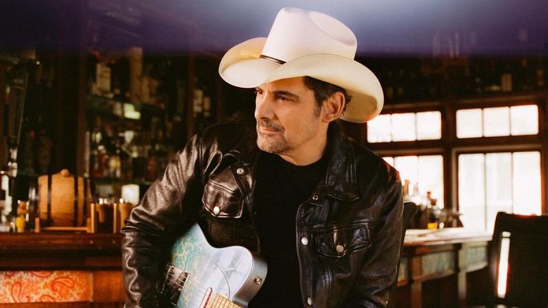 Sin Rodeos –  Brad Paisley pone en marcha ‘Tacklebox’, recuperando el sonido de sus comienzos  – 26/05/12 - Escuchar ahora