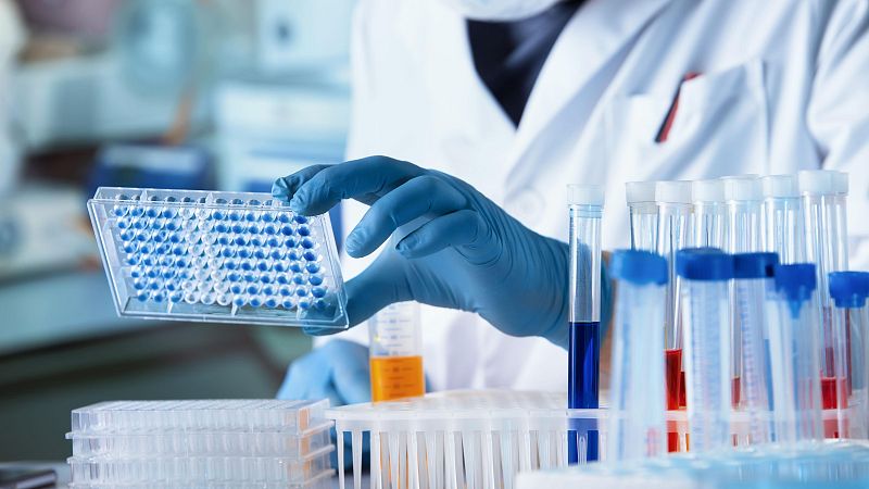 A golpe de bit en Radio 5 - Nace el CaixaResearch Institute de Barcelona - 13/05/26 - Escuchar ahora