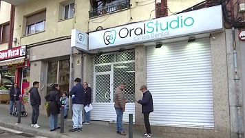 1.500 afectats per l'estafa d'Oral Studio: sense tractament i amb deutes