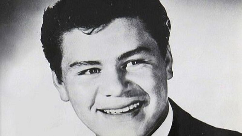 Tal día como hoy - Ritchie Valens - 13/05/26 - Escuchar ahora