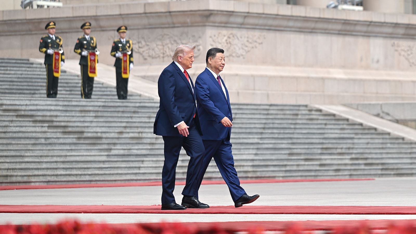 "China busca un acuerdo económico porque posee suministros que necesita EE.UU" - Más cerca | Escuchar