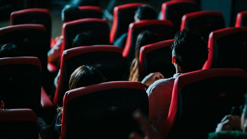 De película en Radio 5 - Los protagonistas son ellos: un Hijo, Hugo y los amigos, silencioso e inesperado - 15/05/26 - Escuchar ahora