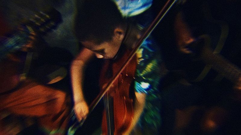 Lugares ocultos - amorcitos, fuegos y susurros - 17/05/26 - Lugares ocultos | Escuchar
