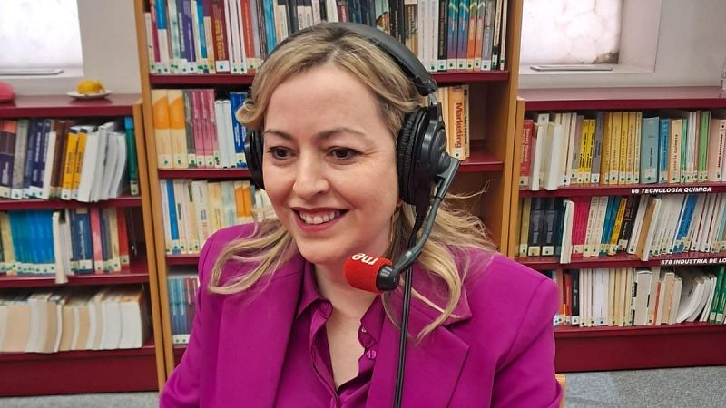 No es un día cualquiera - Pilar Abad: Tú no pertenecías a una familia o a un apellido, pertenecías a una casa | Escuchar
