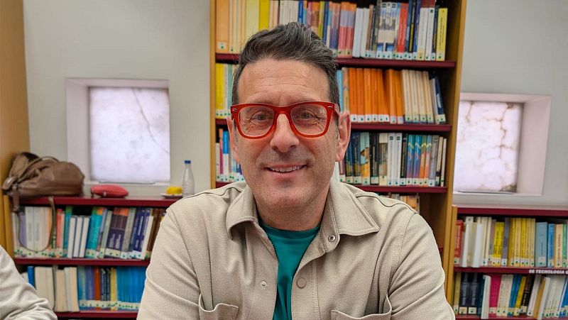 No es un día cualquiera - Xosé, por qué | Escuchar