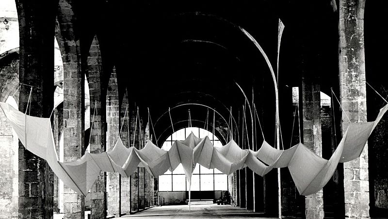 Aurèlia Muñoz, pionera del arte textil, en el Reina Sofía