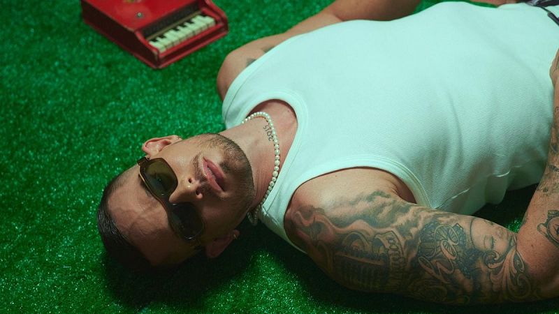 Loco Escrito presenta "Mentira", un tema �ntim i melanc�lic sobre les relacions que s?esquerden - Xavif�rnia | Escoltar