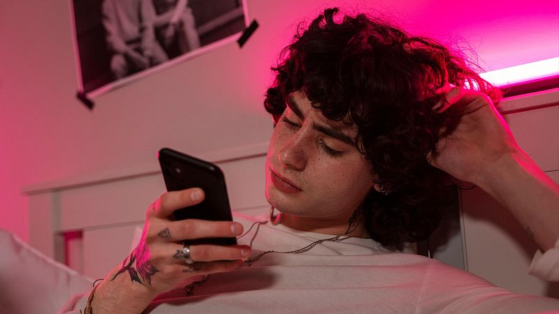 Segona hora: Fem Zoom a la Generaci� Z i la pornografia que comen�a cada cop a edats m�s primerenques - Xavif�rnia | Escoltar