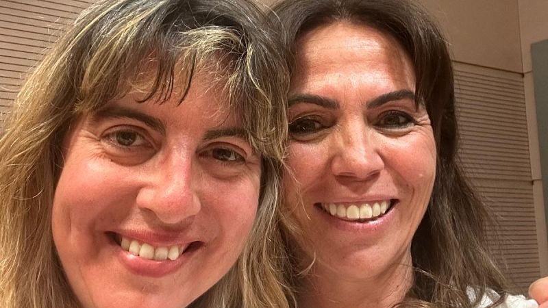 Libros de arena - Laura Fernández y 'Diminuta casa encantada' - Escuchar ahora