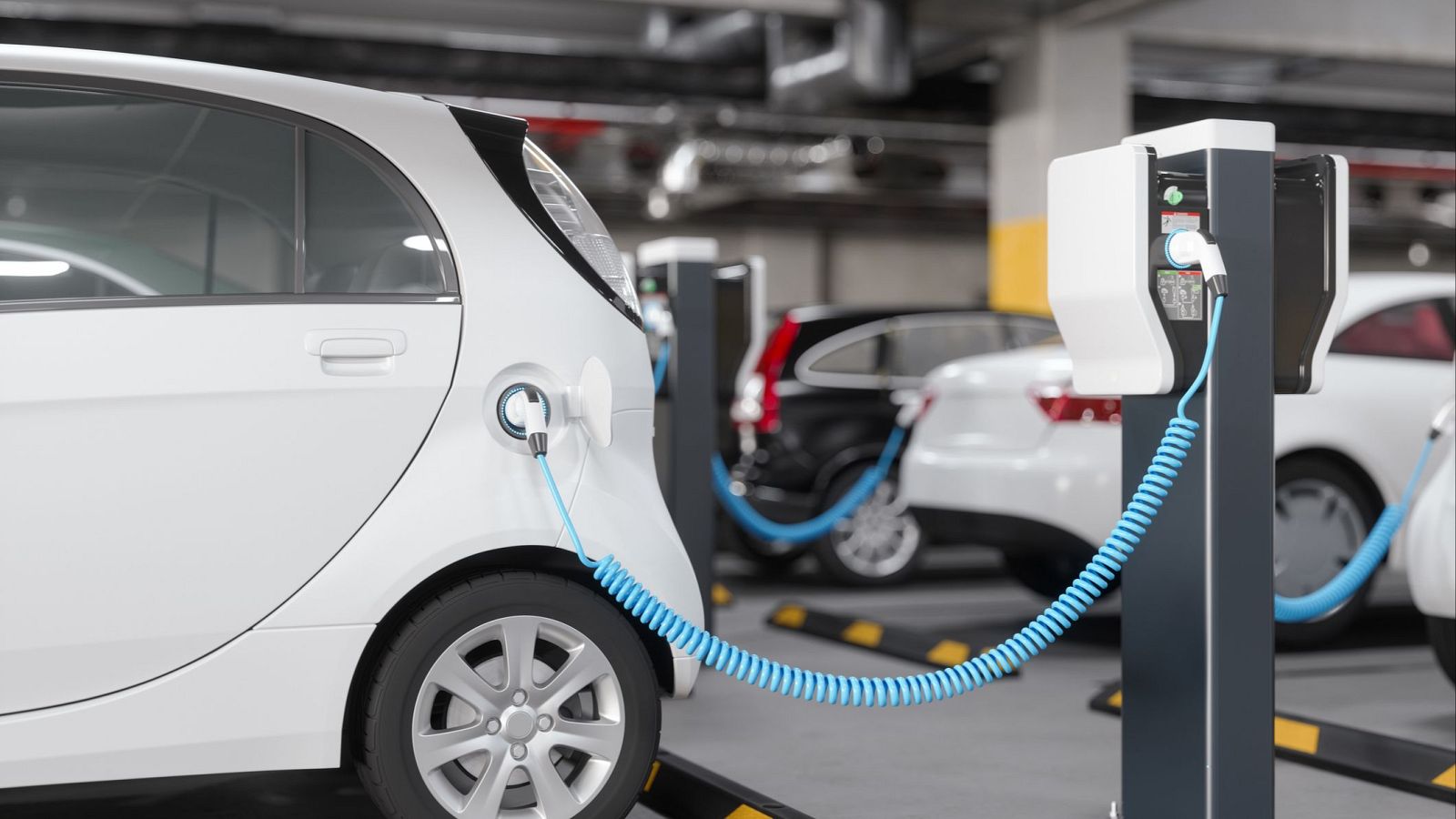 Els ajuts a la compra de vehicles elèctrics s'activaran abans de l'estiu