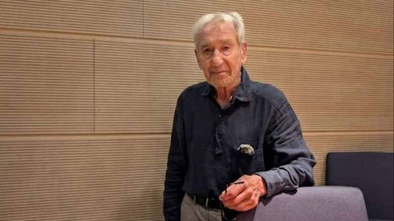 No es un día cualquiera - José Sacristán: Fernando Fernán Gómez lo abarcaba todo. A su lado, aunque no quisieras, tenías que ser mejor. | Escuchar