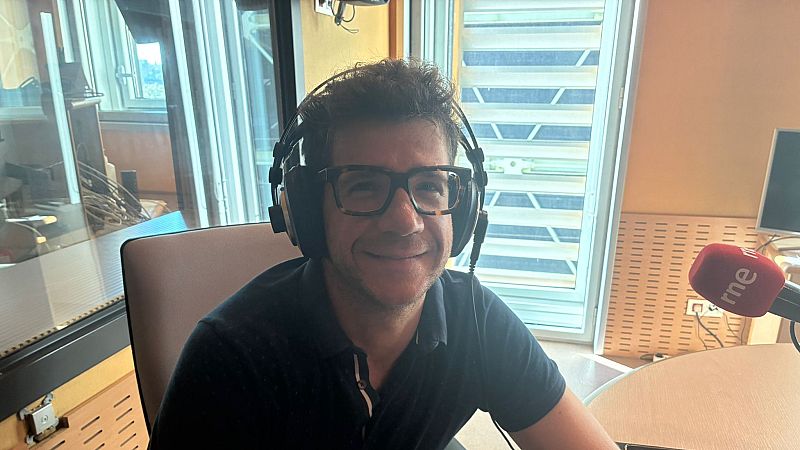 No es un día cualquiera - La Alboreá con Andrés Salado: Brillantes | Escuchar