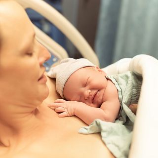 Afrontar la maternidad en el extranjero