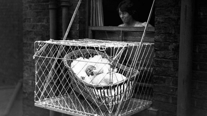 Historia y ciencia por un tubo - Jaulas para niños en las fachadas de los edificios - 03/06/26 - Escuchar ahora