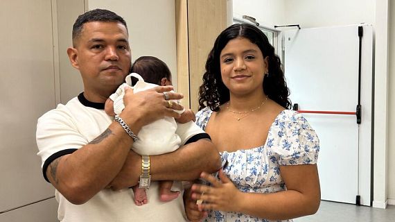Primera cirurgia fetal a Europa a un fetus amb els budells fora