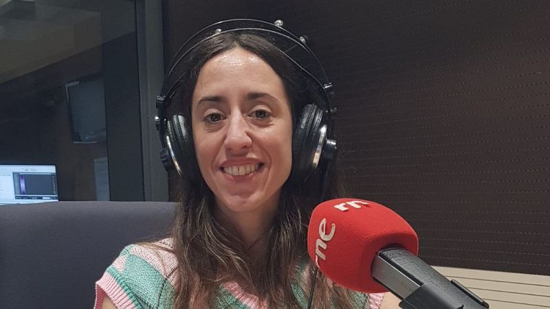 Laura Morales y su giro de 180º para "Ser pastora" - A compás | Escuchar