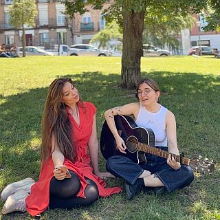 Encuentro con Venga, Bea en La Quinta del Sordo