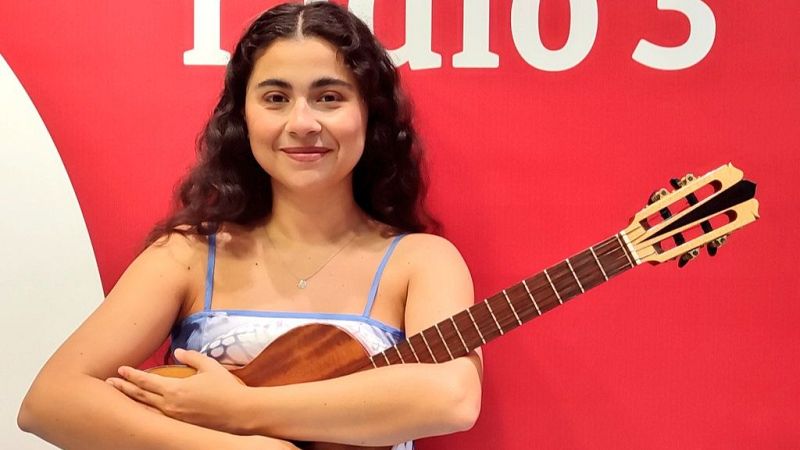 Hoy Empieza Todo - Entrevista: `Vendrán suaves lluvias´ de Silvana Estrada - Hoy empieza todo | Escuchar