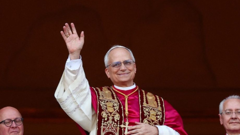 El perfil digital del papa Lle� XIV, clau per a la seva imatge p�blica | Pau Alemany