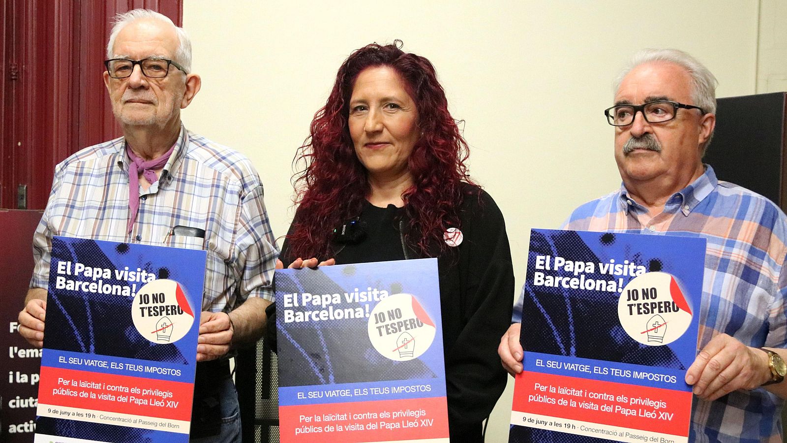 Protesta a Barcelona contra l'ús de diners públics en els actes papals