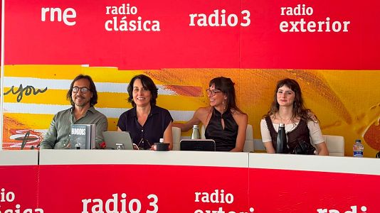 En la FLMadrid, con Carlos Le�n Amores y Carmen B. Mikelarena