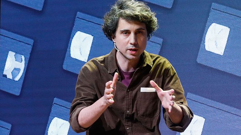 L'Entrellat - Jonás Trueba: "Las plataformas están tomando la industria cinematográfica" - L'Entrellat | Escoltar
