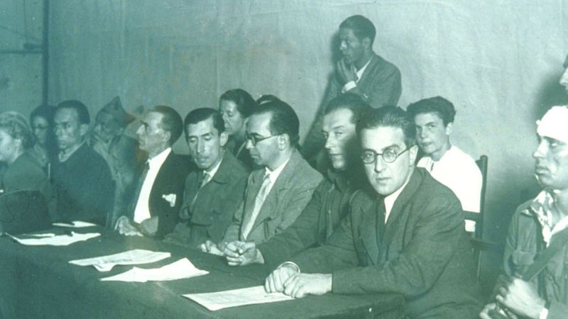 La poesía satírica en la Guerra Civil fue implacable - Tirando de archivo en Radio 5 | Escuchar