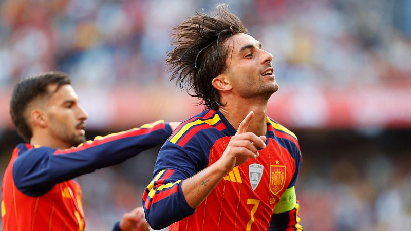 España empata ante Irak y elecciones en el Real Madrid - La hinchada | Escuchar
