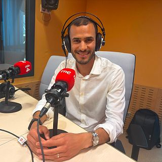 Mourad Mounim: "Córrer és la meva manera d'ordenar el món"