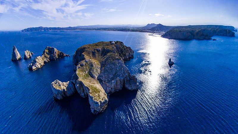 Descobrir Catalunya viatjant: Les Illes Medes - S�n 4 dies | Escuchar