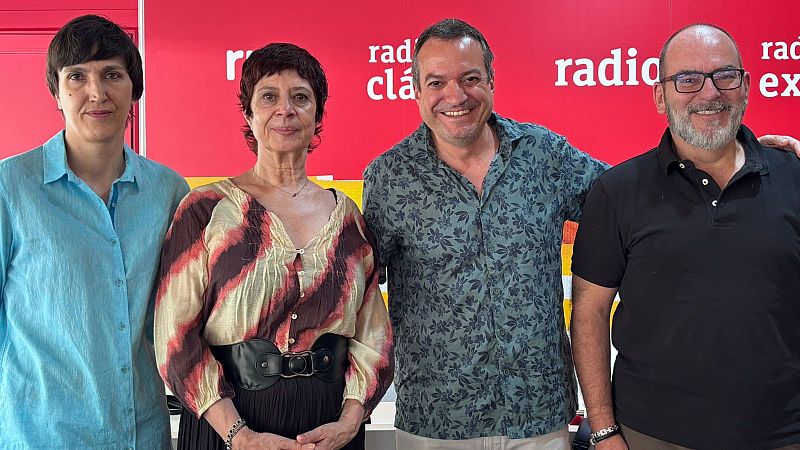 La sala – Javier de Dios López, Yolanda García-Serrano y Nieves Rodríguez Rodríguez; | Escuchar