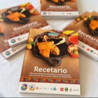 Recetario Manos que Alimentan El Salvador