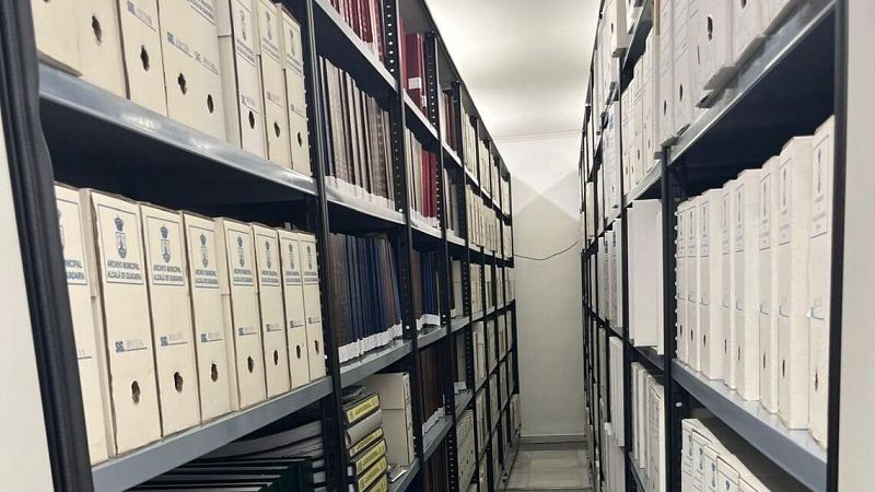 Hoy Empieza Todo - Gente Que Trabaja: Día Internacional de los Archivos - Hoy empieza todo | Escuchar