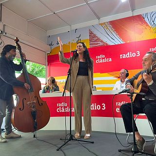 Clara Montes, 'Marinera en tierra' y entre libros