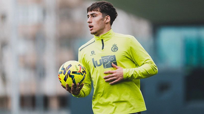 Salinas, en la lista de preparación para el Europeo Sub-19 - Cantabria Informativos | Escuchar