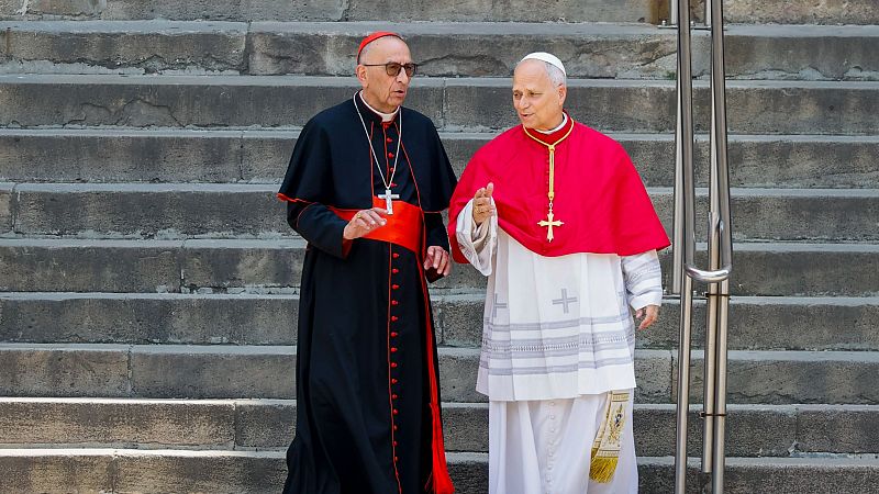 L'Entrellat - L'ambient de l'Estadi Olímpic abans de l'arribada del Papa i, la dimensió digital de la visita papal amb Mariola Dinarès i un Pol Mallafré en l'embús de les Rondes - L'Entrellat | Escoltar