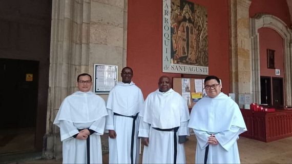 La parròquia de Sant Agustí del Raval rep el papa Lleó XIV
