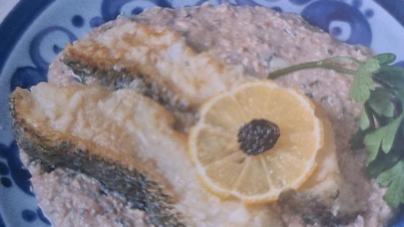 Luz de Sefarad - Kuzina sefardí: Pishkado gizado kon mues o almendras - 14/06/26 - Escuchar ahora